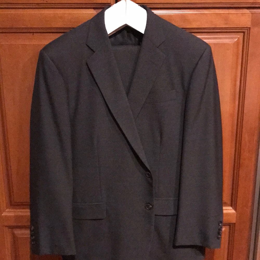 Gray brooks brothers suit